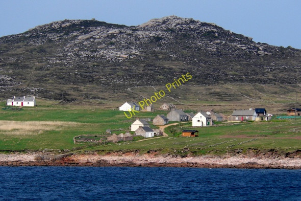 Photo 6"x4" Owey Island - Abandoned and summer homes Kincaslough c2008