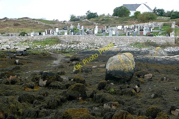 Photo 6"x4" Leitir Meall\u00c3\u00a1in (Lettermullan) burial ground Lettermullan c2009