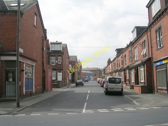 Photo 6"x4" Highthorne Street - Armley Ridge Road Armley c2009