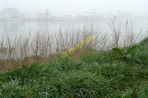 Photo 6"x4" Misty River Barrow New Ross c2009