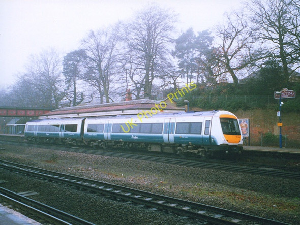 Photo 6"x4" An Anglian train at Farnborough Main Farnborough\/SU8754 c2001