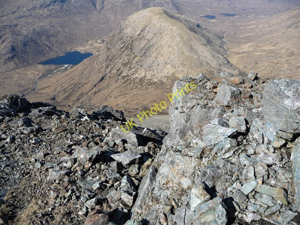 Photo 6"x4" Shattered rock on Garbh-bheinn Druim Eadar D\u00e0 Choire c2009