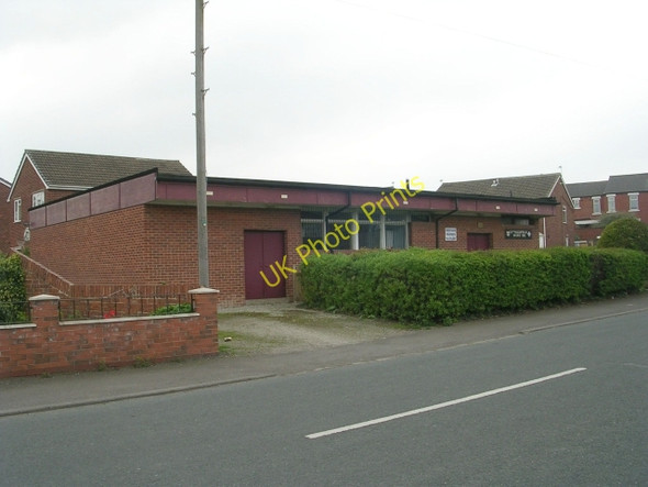Photo 6"x4" IXth Wakefield Scout HQ - Manor Road Ossett c2009