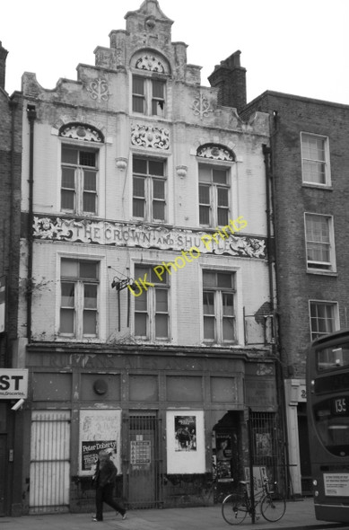 Photo 6"x4" The Crown and Shuttle, Shoreditch High Street E1 London c2009