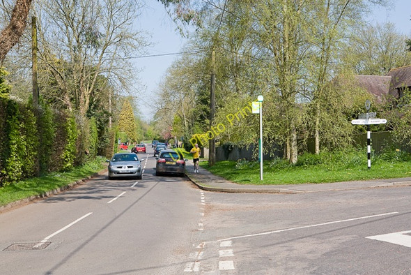 Photo 6"x4" Crossroads on Lymington Bottom Kitwood c2009