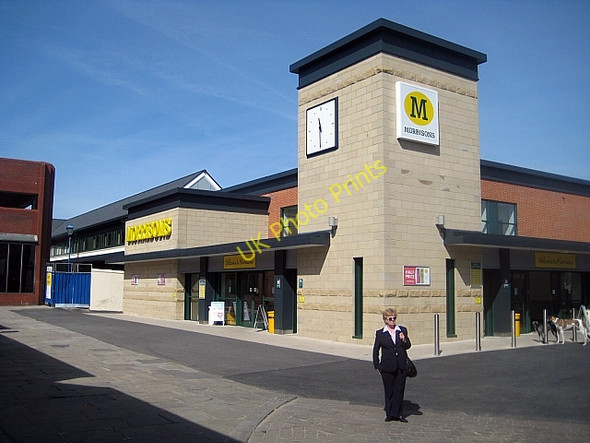 Photo 6"x4" Morrisons Commercial Street entrance Rothwell\/SE3428 c2009