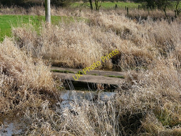 Photo 6"x4" Footbridge over tributary of River Blithe, Hamstall Ridware Hamstall Ridware c2009