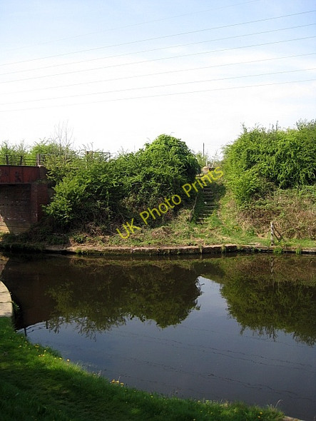 Photo 6"x4" Access to the towpath Wakefield\/SE3320 c2009