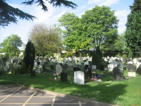 Photo 6"x4" Basingstoke Cemetery Basingstoke c2009