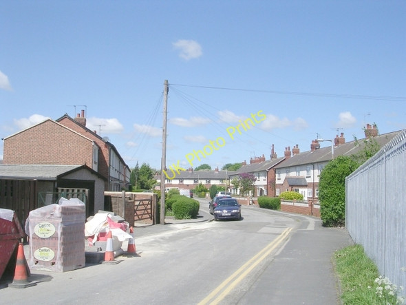 Photo 6"x4" Westfield Crescent - Station Road Tadcaster c2009