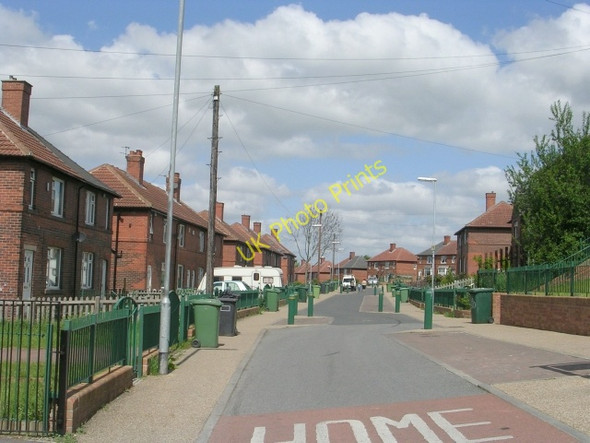 Photo 6"x4" Moorside Avenue - Knowles Hill Road Heckmondwike c2009