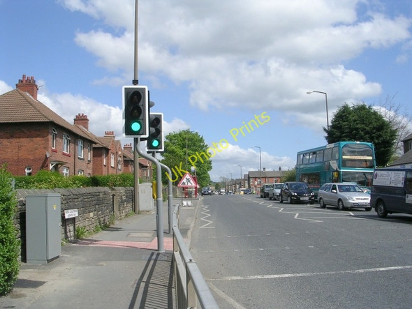 Photo 6"x4" Huddersfield Road - viewed from Ravenshouse Road Dewsbury c2009 P1