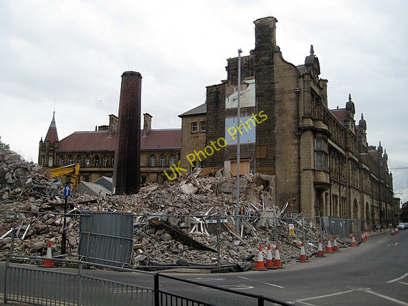 Photo 6"x4" County Hall annexe Wakefield\/SE3320 c2009