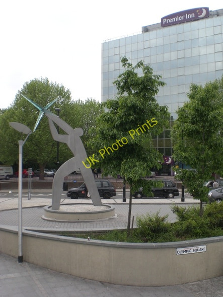 Photo 6"x4" Premier Inn and Statue, Olympic Way, Wembley Wembley c2009