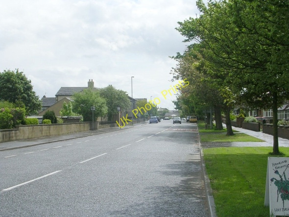 Photo 6"x4" Halifax Road - viewed from Highmoor Lane Cleckheaton c2009