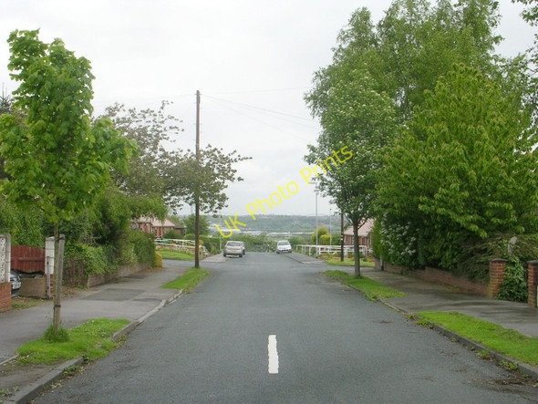 Photo 6"x4" Whitechapel Grove - Whitechapel Lane Cleckheaton c2009