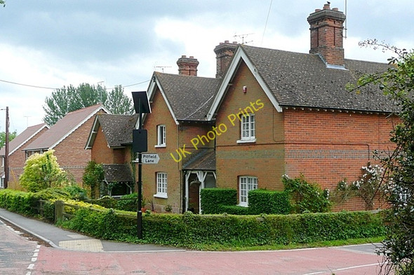 Photo 6"x4" Houses on The Street Stratfield Mortimer c2009