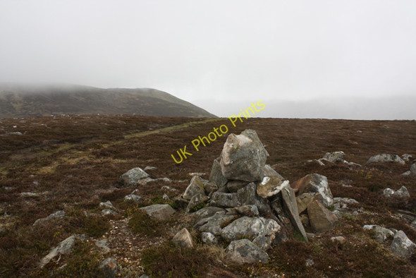 Photo 6"x4" Cairn, Meall na Leitreach Dalnaspidal Lodge c2009