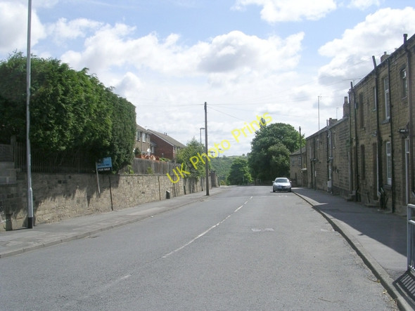 Photo 6"x4" Valley Road - viewed from Kent Road Pudsey\/SE2233 c2009