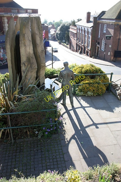 Photo 6"x4" Elgar, Enigma and Church Street, Malvern Great Malvern c2009