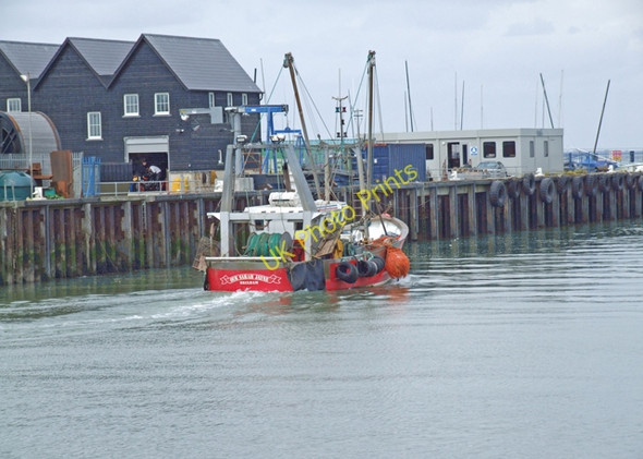 Photo 6"x4" Whitstable Harbour Whitstable c2009