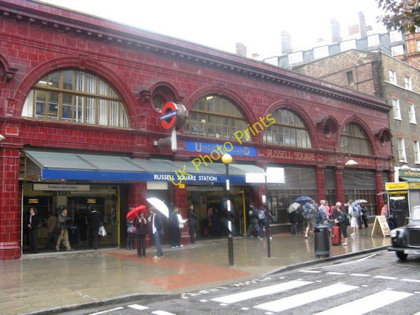 Photo 6"x4" Russell Square Station London c2009