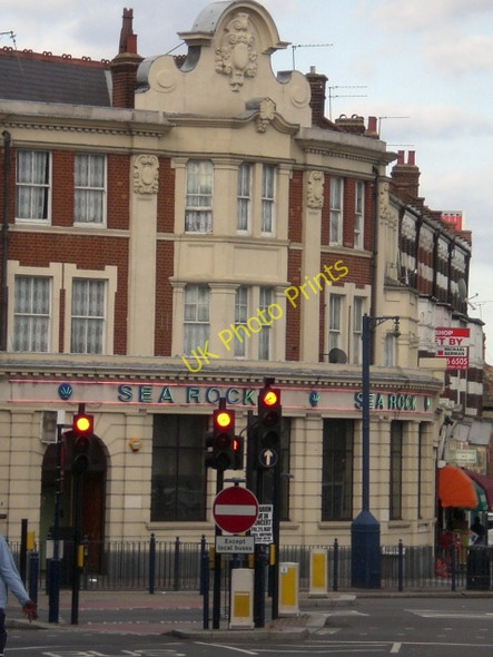 Photo 6"x4" Sea Rock, High Road N12 Friern Barnet c2009