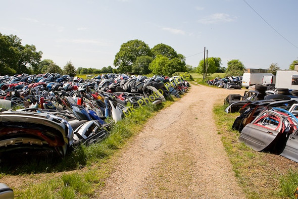 Photo 6"x4" Vehicle reclamation yard at Holly Tree Farm Boorley Green c2009