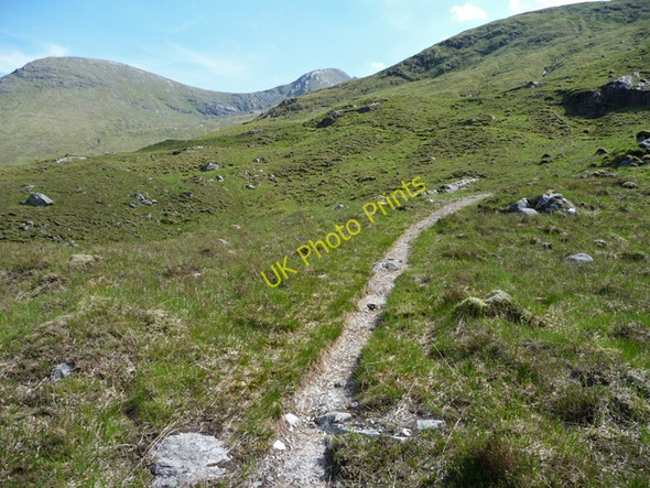 Photo 6"x4" On the zig-zags of Meall na Doire Druim Coire nan Eirecheanach c2009