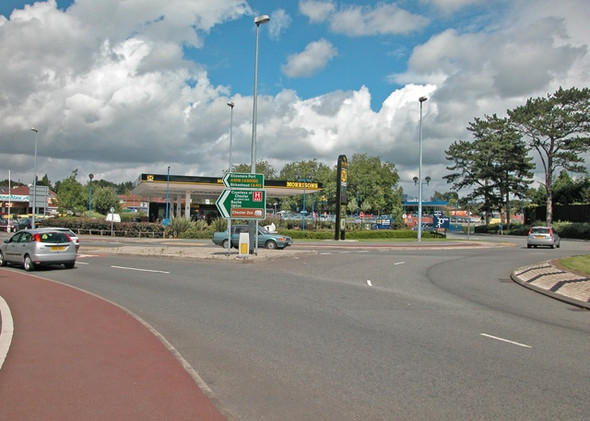 Photo 6"x4" Bache roundabout Chester c2005