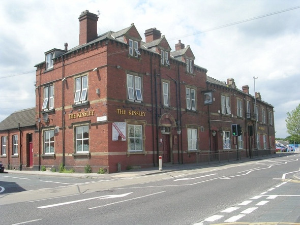Photo 6"x4" The Kinsley - Wakefield Road Hemsworth\/SE4213 c2009