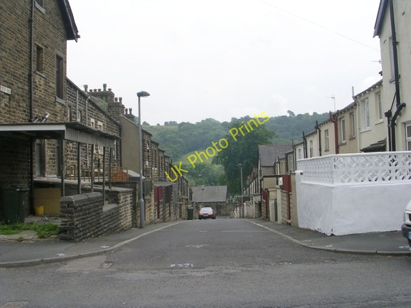 Photo 6"x4" Back Foster Road - Queen's Road Keighley c2009