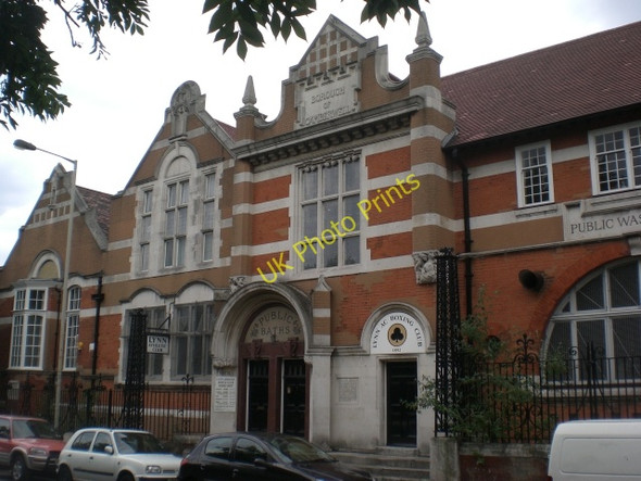 Photo 6"x4" The old Camberwell Public Baths, Wells Way SE5 Camberwell c2009