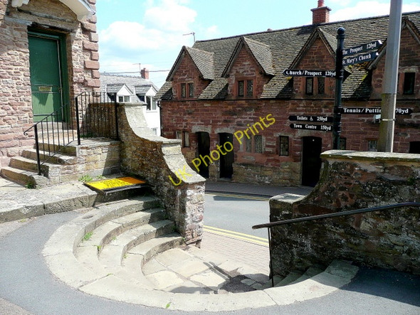 Photo 6"x4" Steps to\/from St. Mary's church Ross-on-Wye c2009