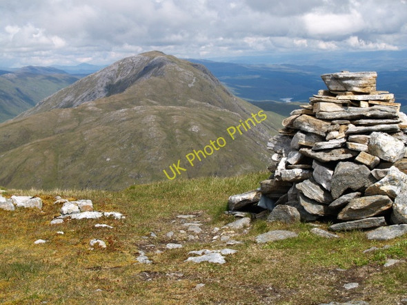 Photo 6"x4" Summit cairn, Sgurr an Fhuarain Sgurr an Fhuarain c2009