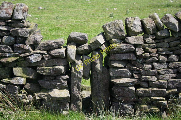 Photo 6"x4" Ruined squeeze stile Hebden c2009