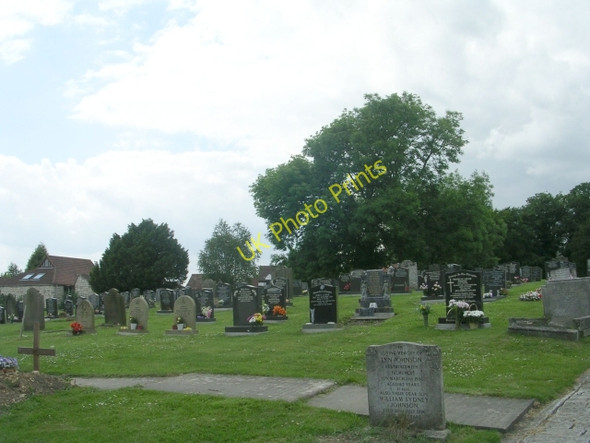 Photo 6"x4" All Saints Graveyard - Church Hill Sherburn in Elmet c2009