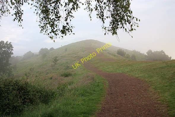 Photo 6"x4" Black Hill in the misty morning Brand Green\/SO7641 c2009