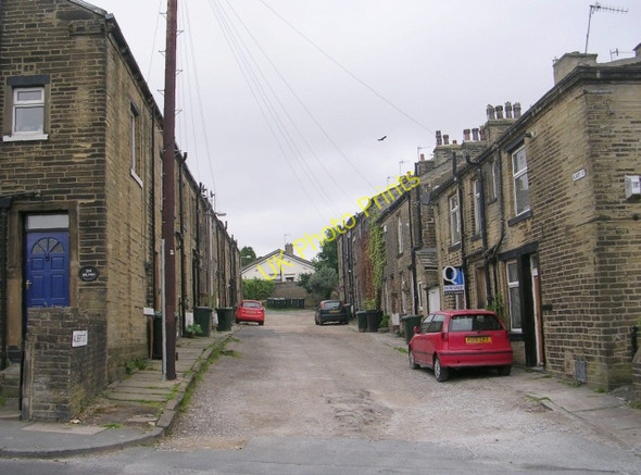 Photo 6"x4" Albert Street - Main Street Lingbob c2009