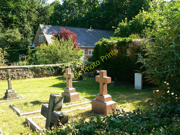 Photo 6"x4" Across the graveyard, Savernake Christchurch, Cadley Cadley\/SU2066 c2009