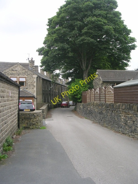 Photo 6"x4" Clog Sole Road - Halifax Road Brighouse\/SE1423 c2009