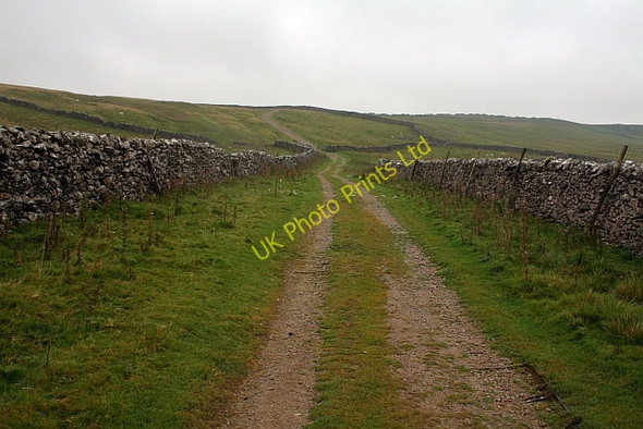 Photo 6"x4" Bycliffe Road. Conistone c2007