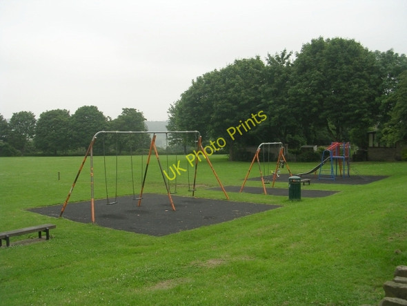 Photo 6"x4" Playground - Daisy Road Brighouse\/SE1423 c2009