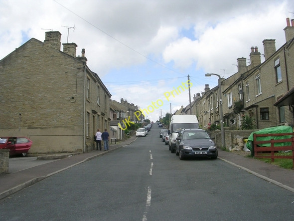 Photo 6"x4" Rayner Road - Bradford Road Brighouse\/SE1423 c2009