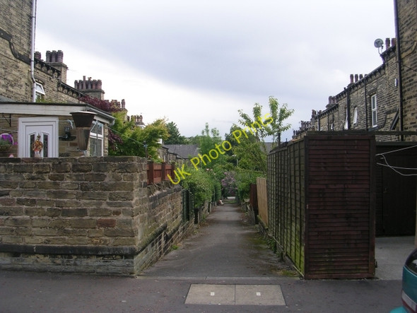 Photo 6"x4" Second Avenue - Manor Drive Sowerby Bridge c2009