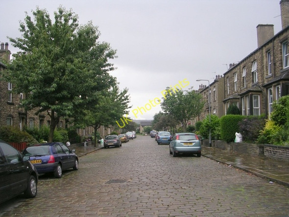 Photo 6"x4" Abbey Walk South - Coronation Road Halifax c2009