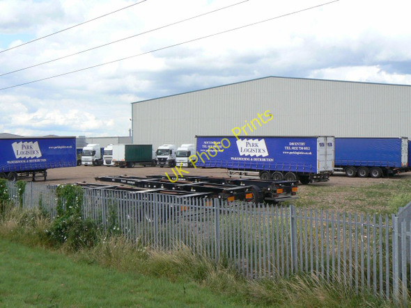 Photo 6"x4" Transport depot Carlton\/SK6041 c2009
