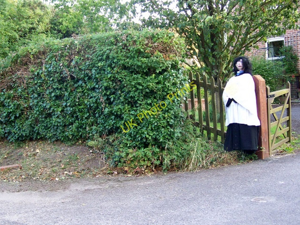 Photo 6"x4" The Vicar of Dibley, Nunton Nunton c2009