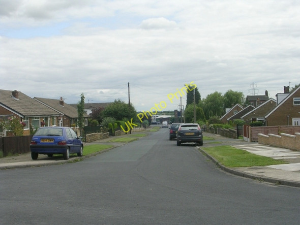 Photo 6"x4" Markfield Crescent - Markfield Avenue Low Moor\/SE1528 c2009