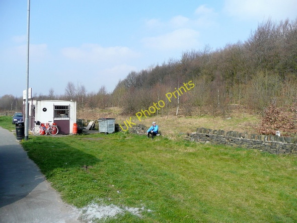 Photo 6"x4" Roadside cafe, A644 Brighouse\/SE1423 c2009